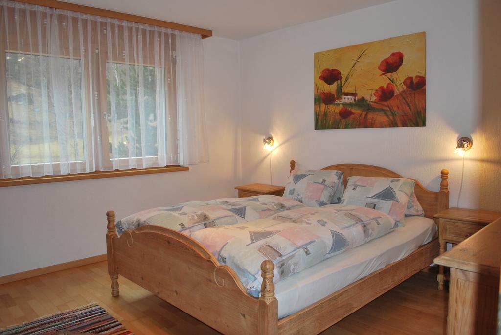 Aquarell Apartments Saas-Grund Pokoj fotografie